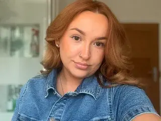 Streamate Free Live Porn of BritishMissPoppy