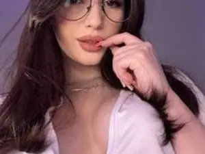 Streamate Watch Live Sex Cams of VixenAmour