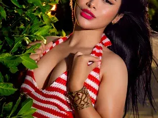 Streamate Nude Webcam of RoxyLyne