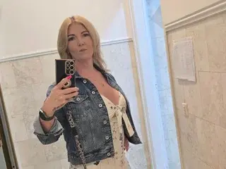 Streamate Live Sex of MissRyderX