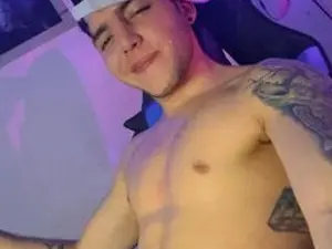 dannV from streamate