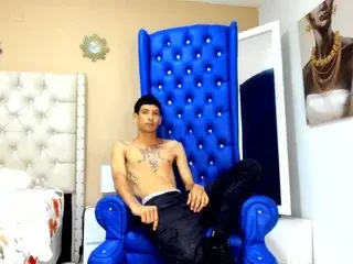 Angeelhot24 from streamate