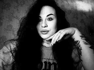 Streamate Adult Webcam of SerahMirabeli