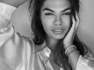 Raissahot4u from streamate