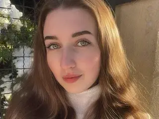 Streamate Best live sex cam show of HeylaRose