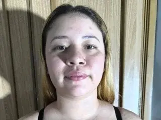 Streamate Nude Webcam of LaraWick