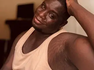 Streamate Watch Live Sex Cams of MuscularJohn