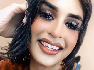 Streamate Sex Cam of AlmaNegra32