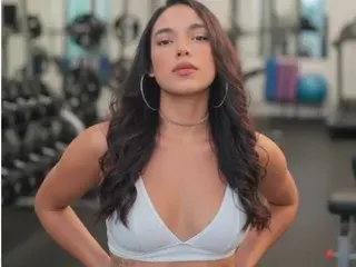 Streamate Free Live Porn of ELOISEFIT