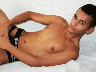 Streamate Live Sex of BuddyStudman