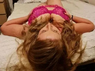 32hbusty from streamate