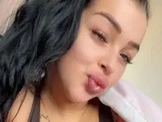 Streamate Sex Cam of BootyTeenBellax