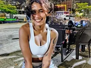 Streamate Private Sex Chat of SaraHottGirl69