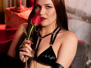 Streamate Best live sex cam show of SerenaWild1