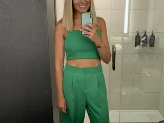 Streamate Private Sex Chat of RebeccaXoXo