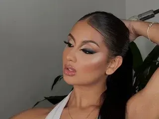 Streamate Live Porn of Nina_Cravizz