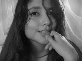 HaileyBunny_18 from streamate