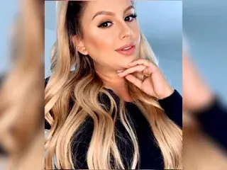 Streamate Live Porn of Hanna_Blondee