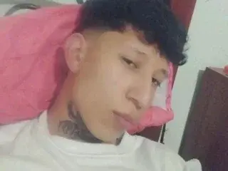 Streamate Live Porn of TREVORDONSON_VC