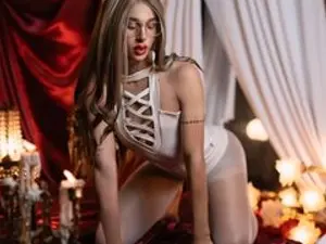 Streamate Free Live Porn of SuzzieCox