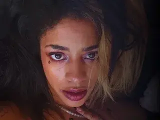 Streamate Watch Live Sex Cams of TutulaTomTom