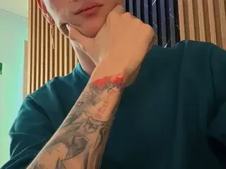 Streamate Adult Webcams of TylerCat