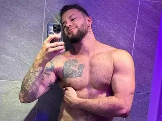 Streamate Live Porn of Delessandro_woorld