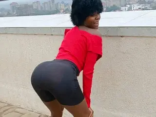 Streamate Adult Video Chat of NaughtyLittleRoxy