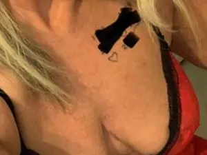 Streamate Nude Webcam of Elly49