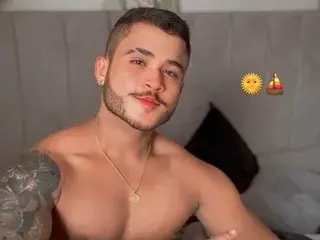 ADANVEGA13 from streamate