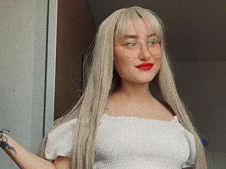 Streamate Free Porn Cam of SANDIYEx