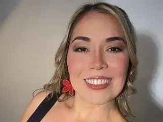 Anna_Luu from streamate