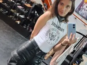 Feniixa from streamate