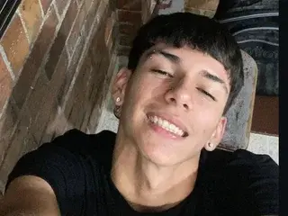 Streamate Live Porn of AmethystShadow18