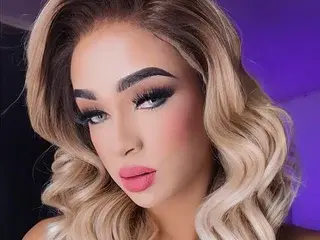 HANNAHBACKERS from streamate