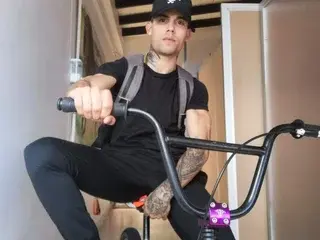 Streamate Sex Cam of Iron_ick