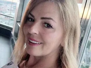 Streamate Live Sex Cam of YulliaMilfX