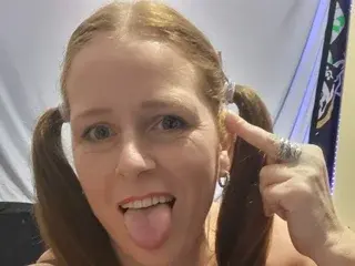 Streamate Live Sex of Candy_Girl_Xo