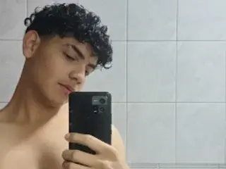 Streamate Free Porn Cam of TeoDantex