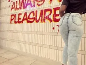 Streamate Nude Webcam of AliviaBlaze