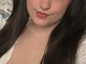 SecretsOfMiaFae from streamate