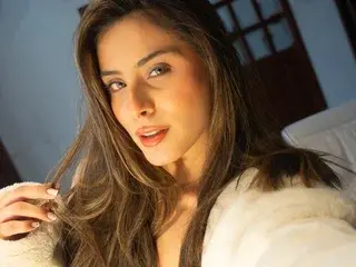 Streamate Watch Live Sex Cams of MollyRiverr