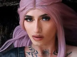 Streamate Nude Webcam of EmilySaenss