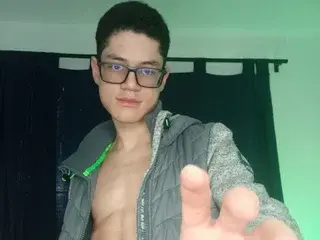 Streamate Free Porn Cam of wolfansky