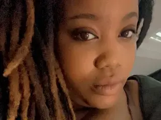 Streamate Nude Webcam of BombshellChasity