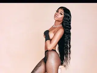 Streamate Free Porn Cam of Artistworldd