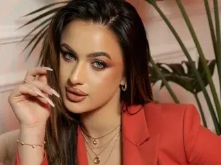 Streamate Adult Webcam of LucyLexton