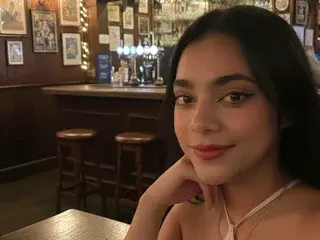 Streamate Watch Live Sex Cams of RenataVale