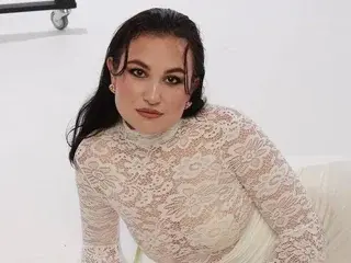 Streamate Free Live Porn of LilyFoxyyy