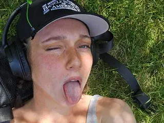 Streamate Sex Chat of ArtiePaints